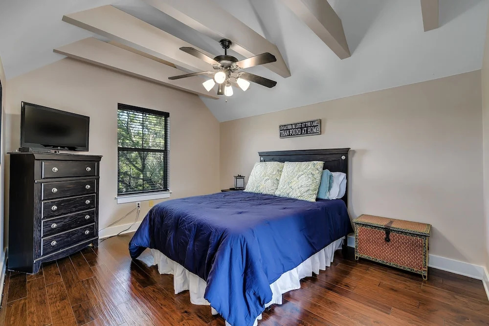 18616 Leander - 4 Br Home