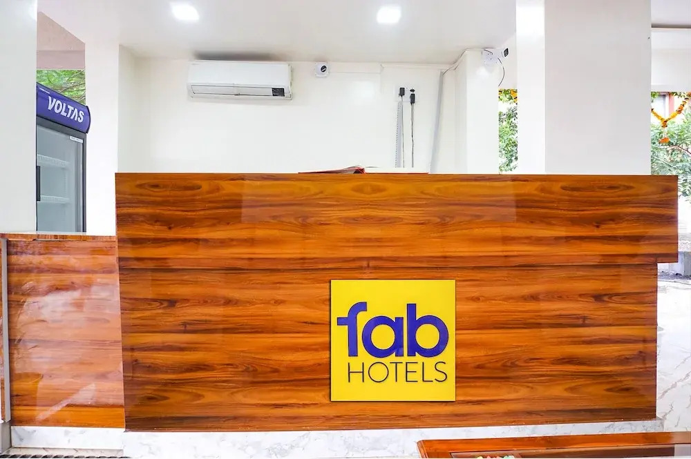 Fabhotel Falcon Executive