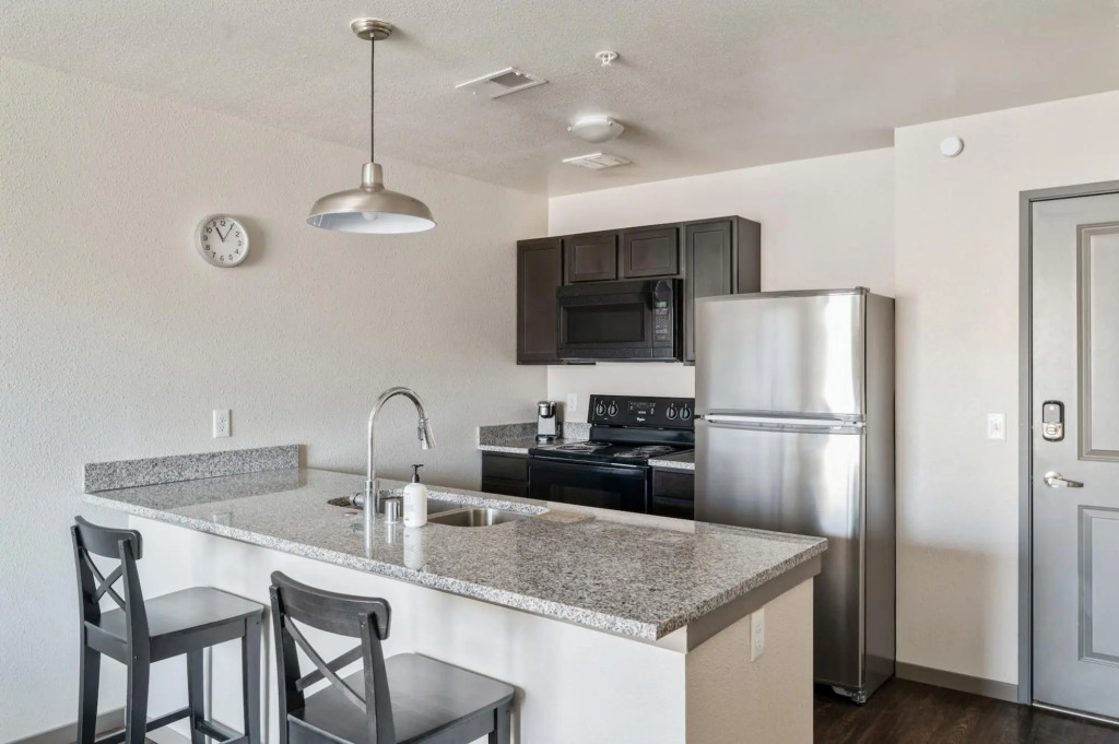 Minneapolis | Campus Essential 1BD/1BA U of M Apartment