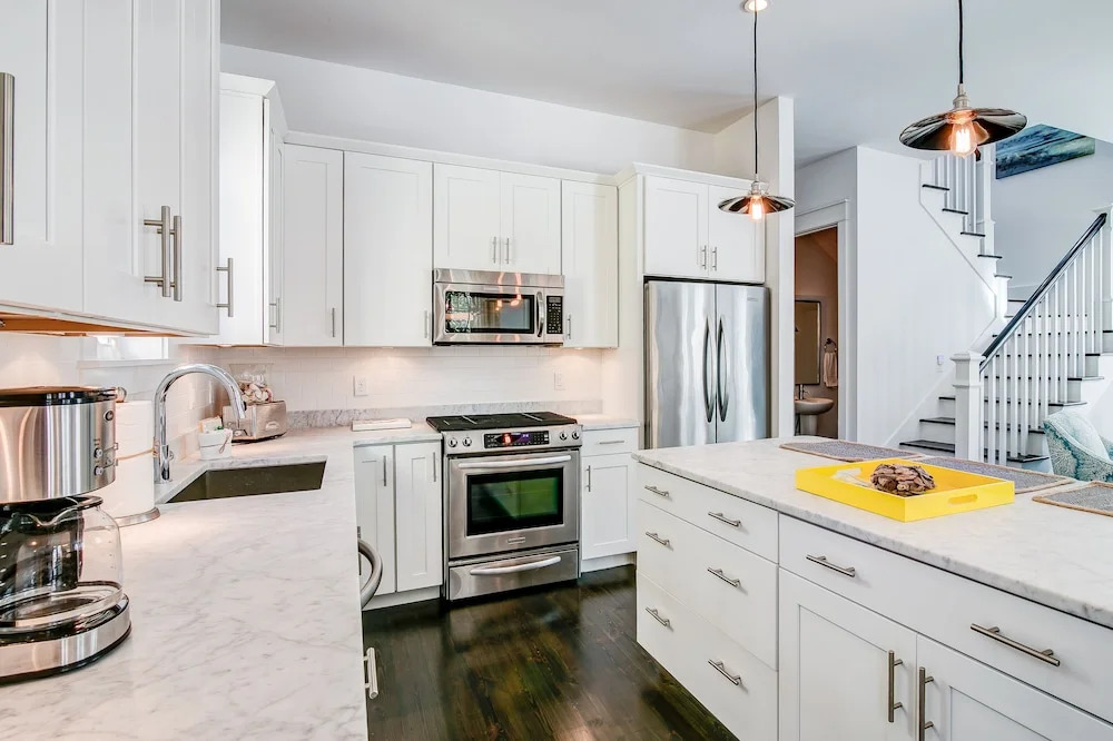 Sunny 30a House W/ Shared Pool 4 Bedroom Home