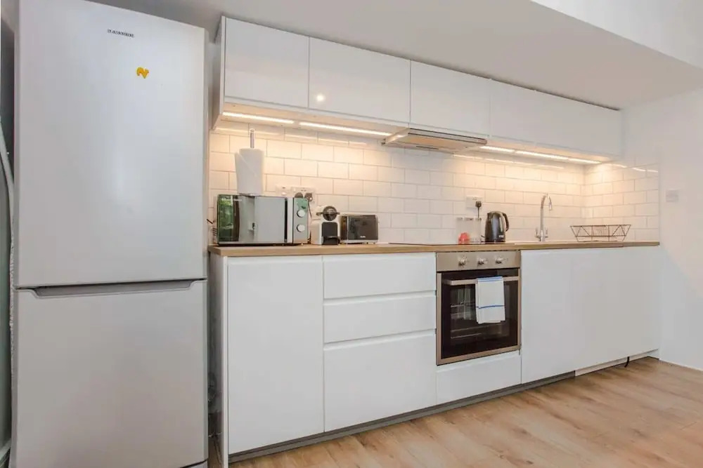 2 Bedroom Flat In Highbury