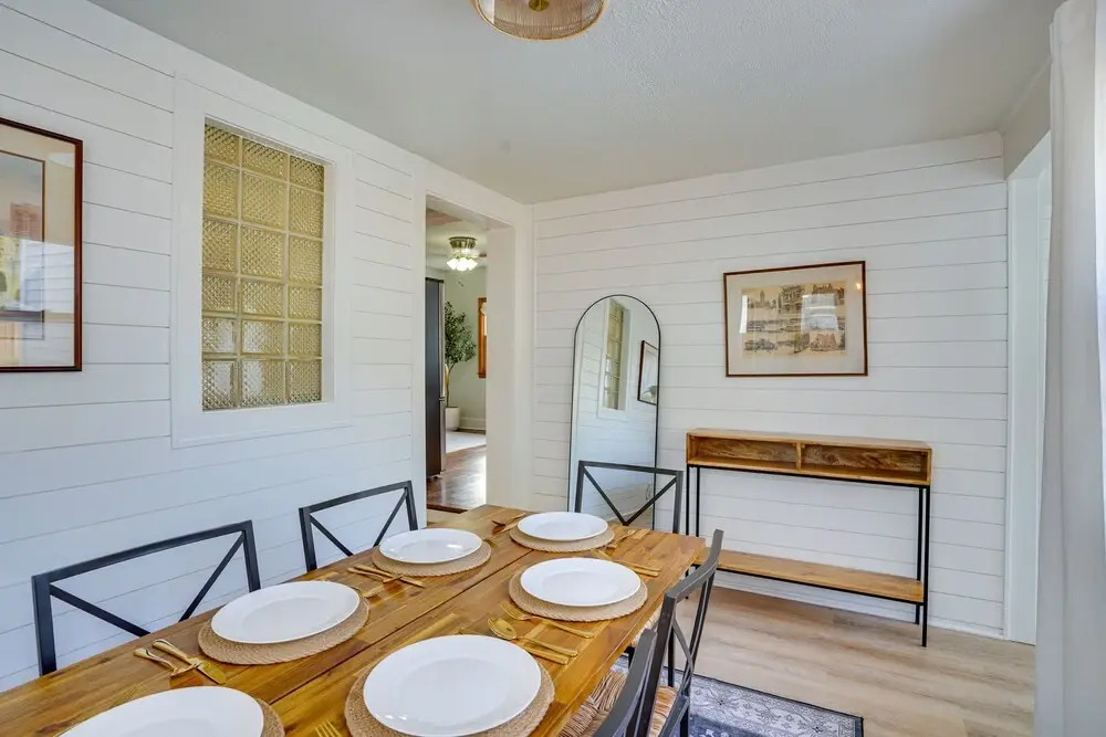 Richfield Retreat w/ Fire Pit, Gas Grill & Yard!