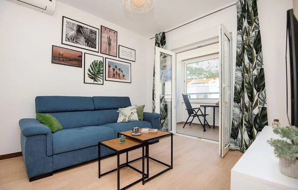 Nice Apartment in Baska Voda With Wifi and 1 Bedrooms
