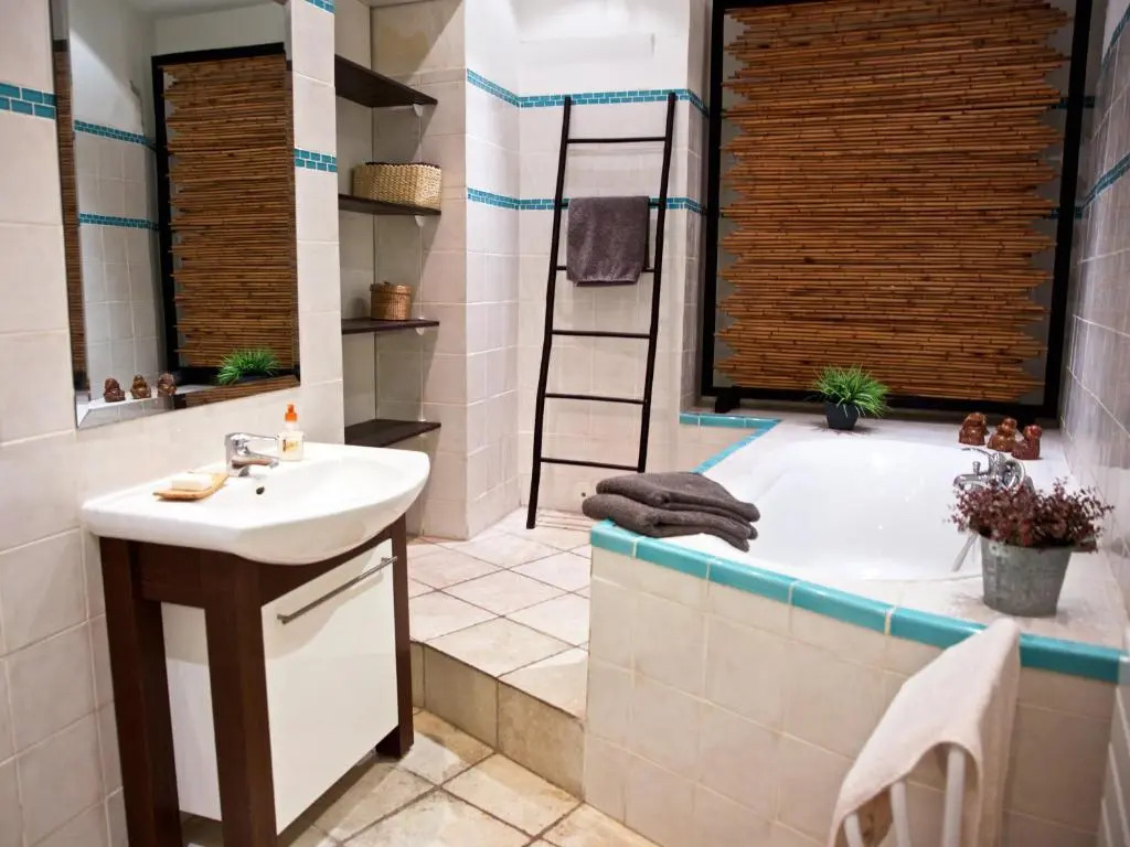 "Le Zen" by EnjoyNice, central spacious apartment with Airco, beach at 10 min