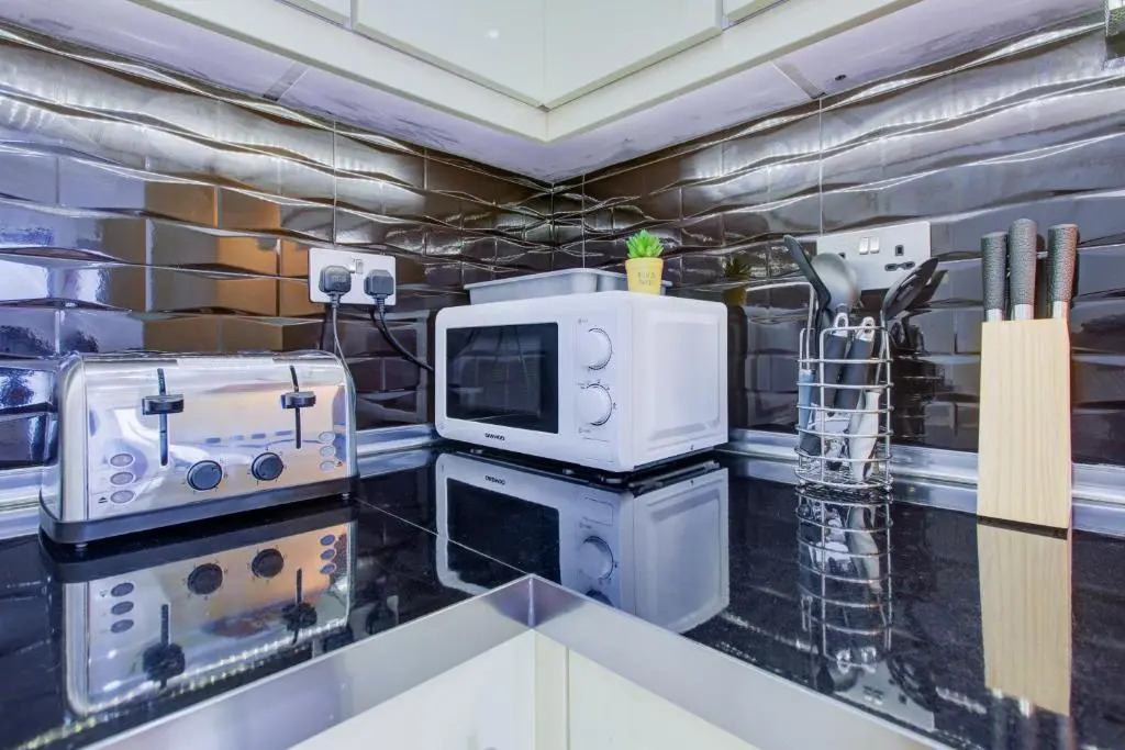 Fareham Point Apartment