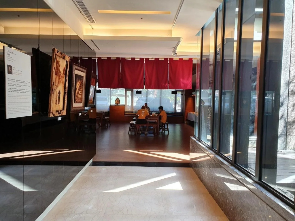 Azure Hotel