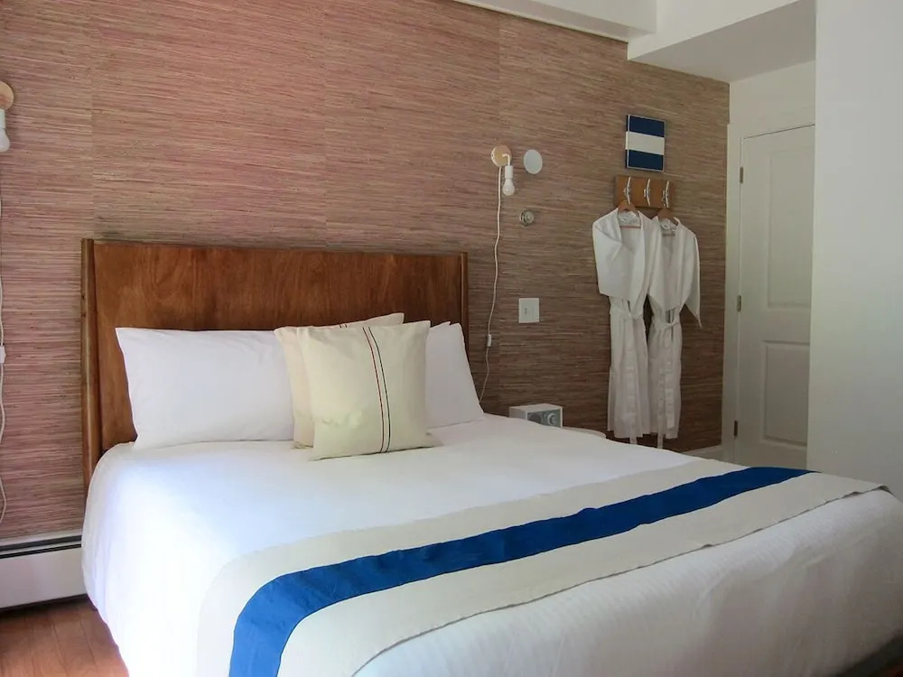 The Hotel Marblehead