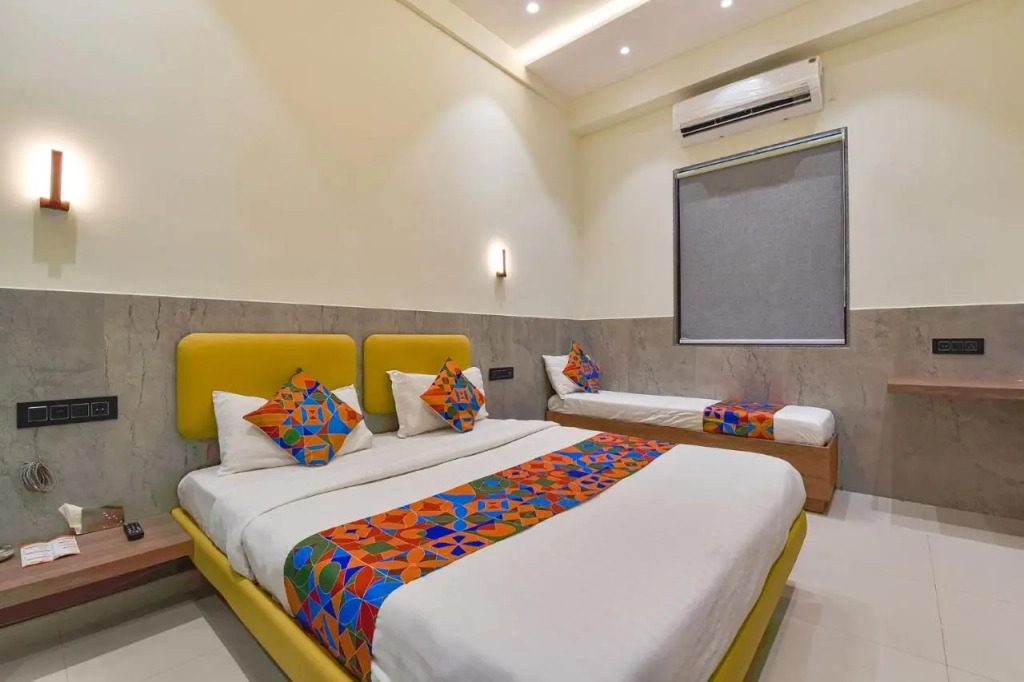 Hotel Gold Palace Inn