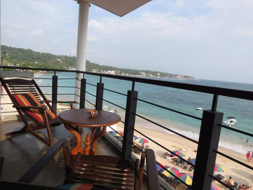 Manidi Beach Resort