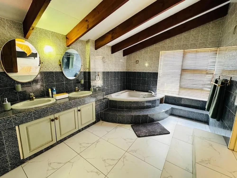 Villa Picasso - 2 Bedroom