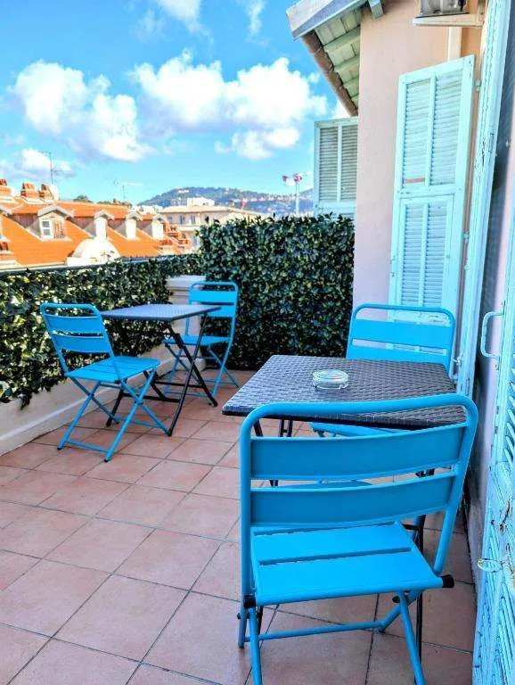 Happy Few - Eros