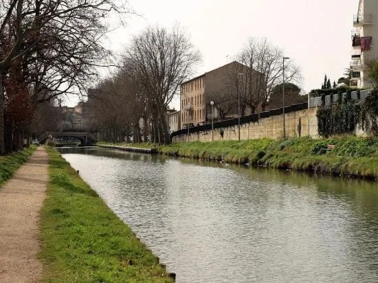 canal cottage