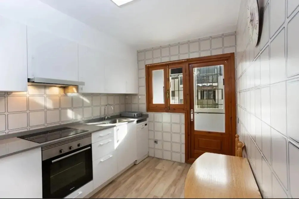 Bonito Apartamento Para 4 Personas, Centro De Moraira