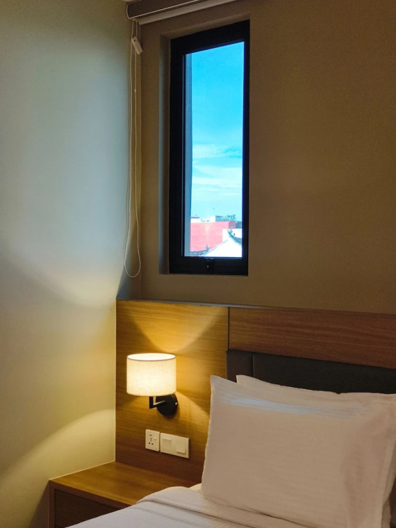 ZOOM HOTEL