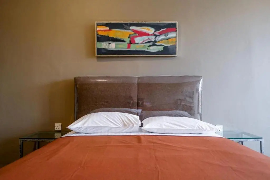 OYO 91252 Graceland Inn