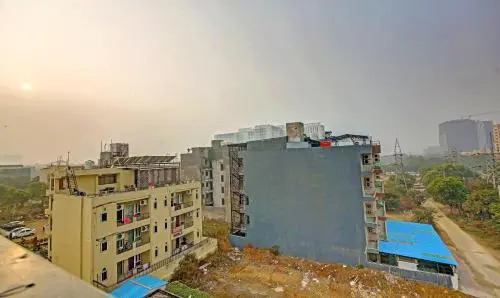 Townhouse 81841 Pantao Stays-Medanta Medicity 04