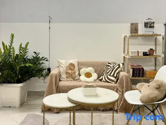 Peanuts Home Calmette - Boutique Cozy Stay near Ben Thanh Market