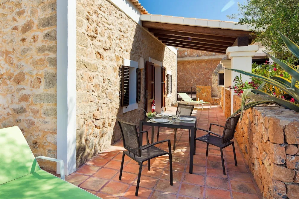 CAN NOVES - Villas de 4 suites 52 y 35