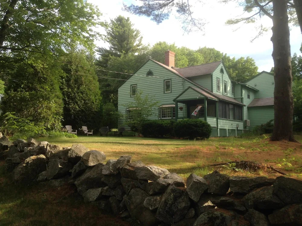 The Tuckernuck Inn