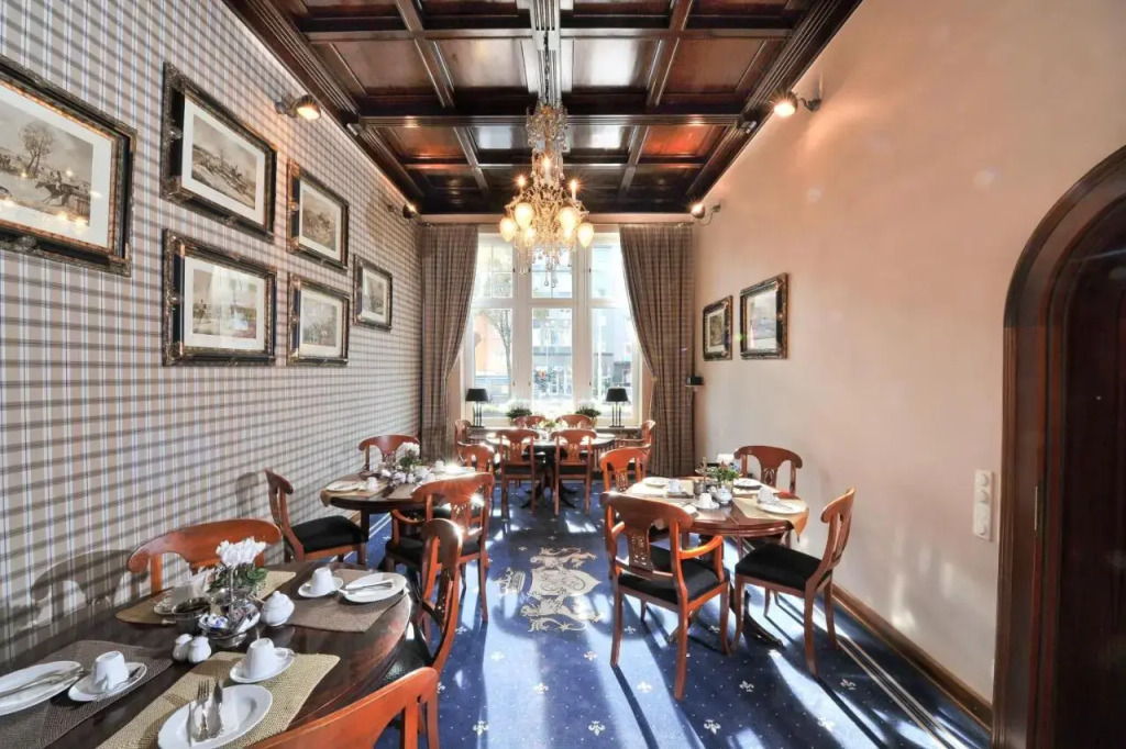 Boutique Hotel Windsor - The Charming City Hotels