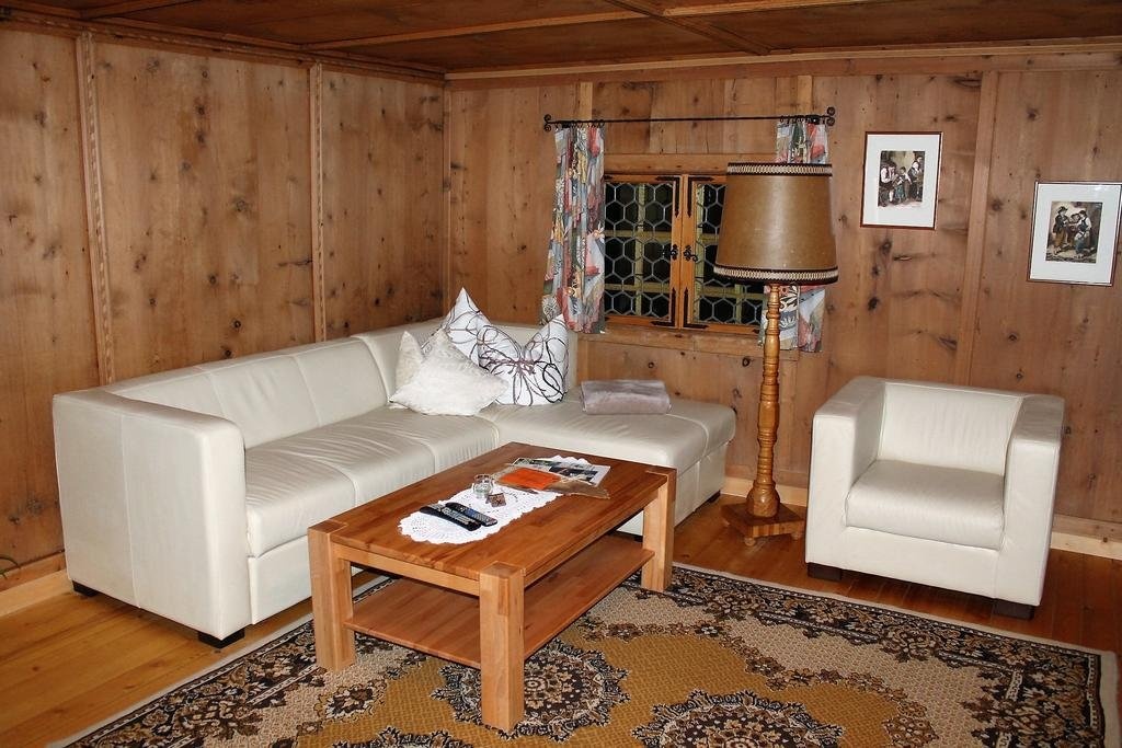 Haus Lucas Tschofen