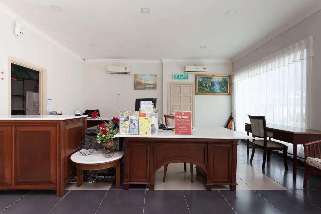 ZEN Rooms Pantai Rhu