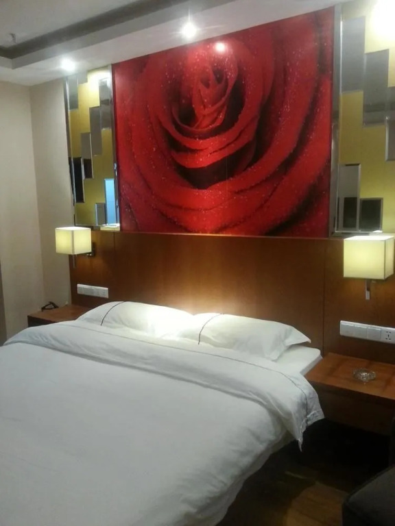 Pinzhi Lidu Hotel