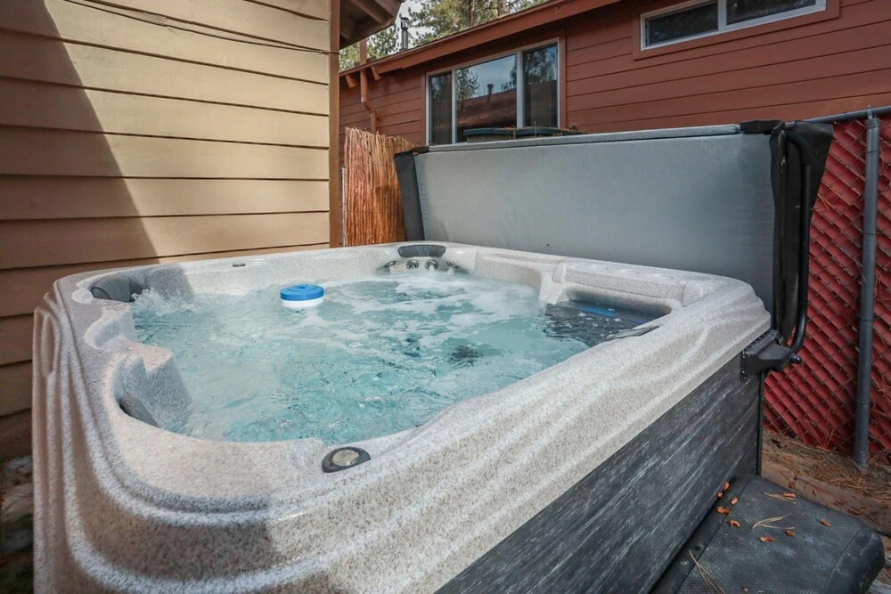 Bohemia Big Bear-1926 by Big Bear Vacations