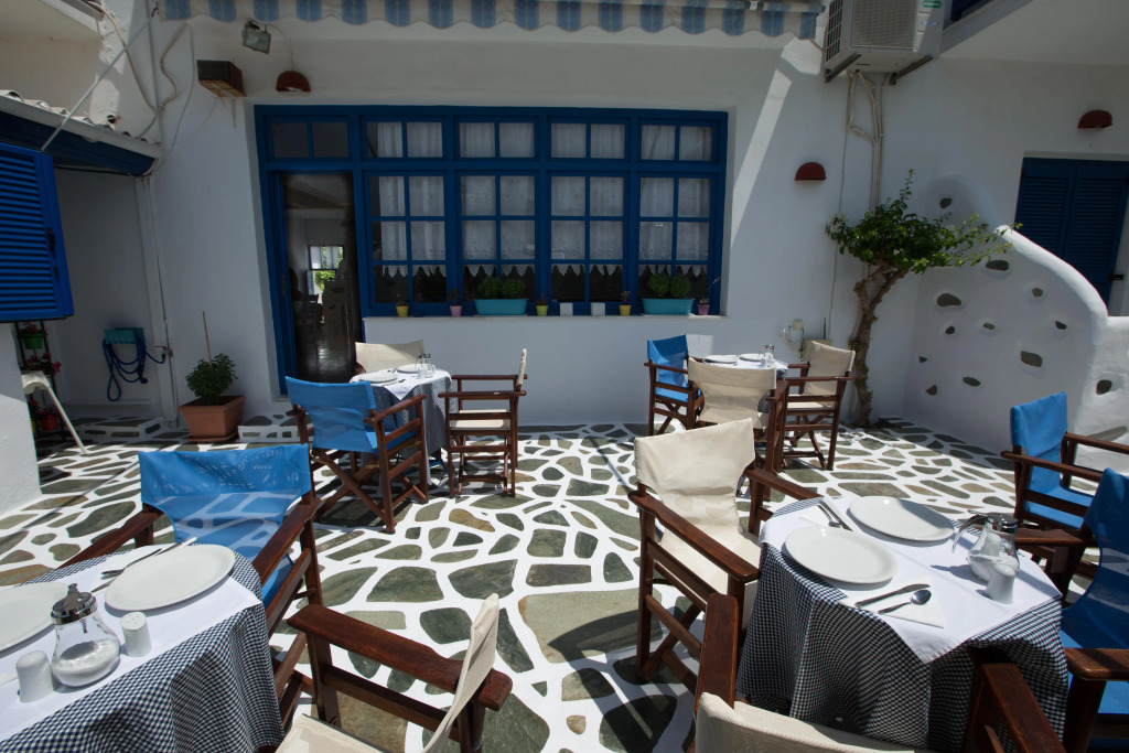 Dilion Hotel