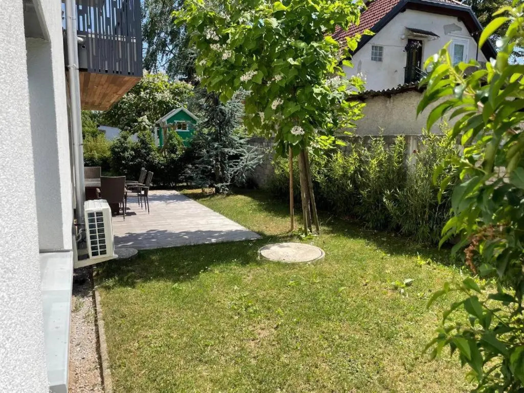 R41 - TIVOLI studios and apartments Ljubljana
