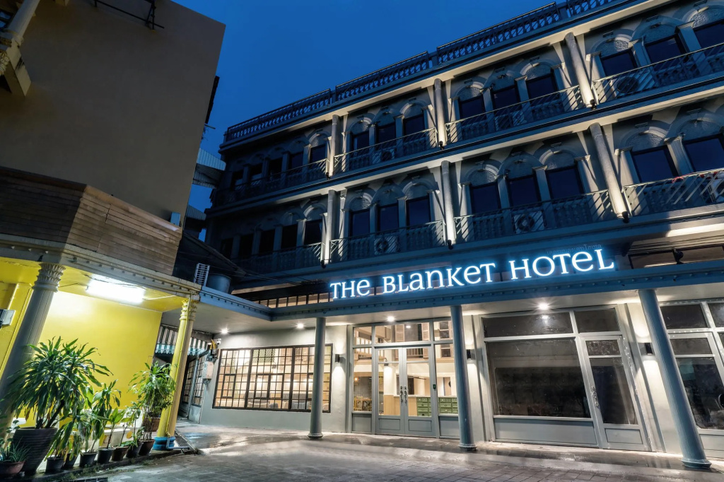 The Blanket Hotel Phuket Old Town