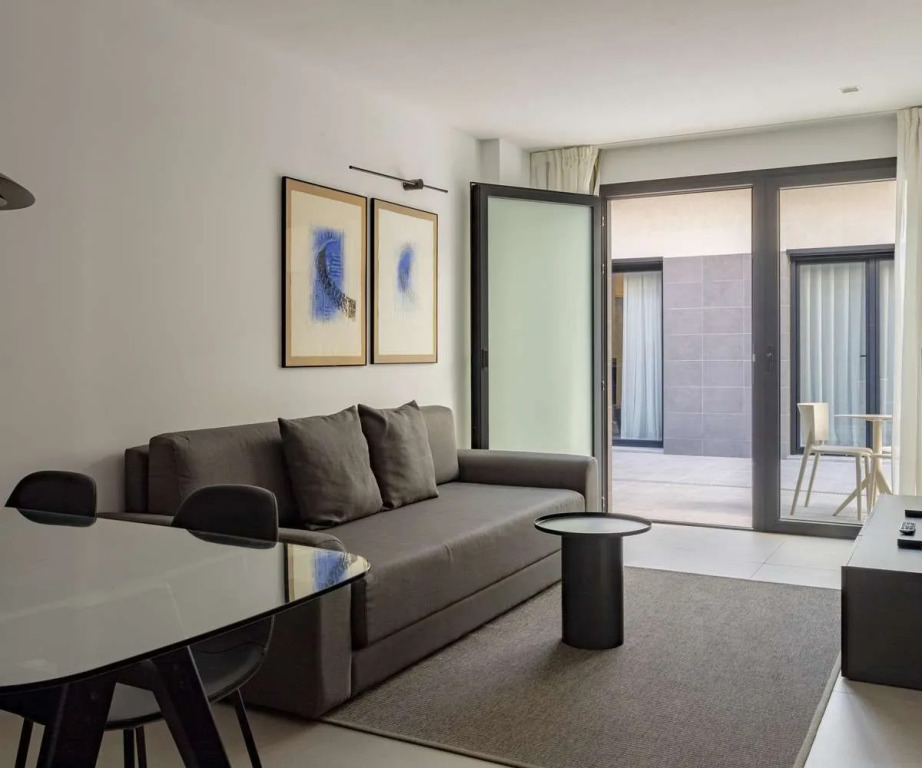 Europa Apartments