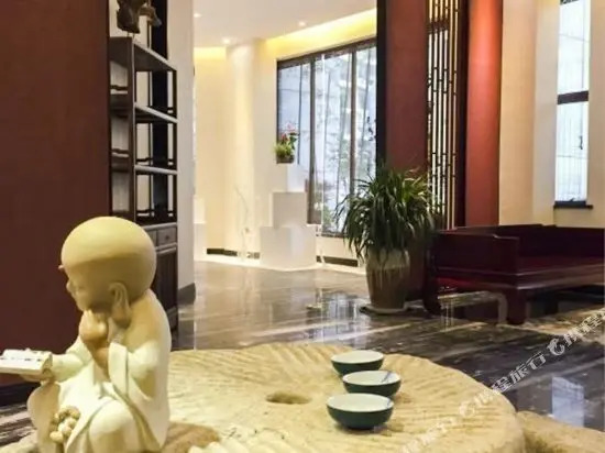 MeiBao GuiFei Hotel