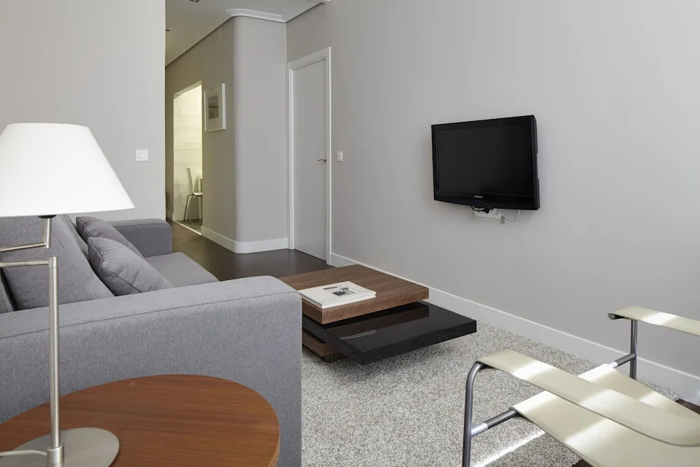 Bermingham Apartment by FeelFree Rentals