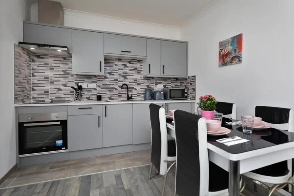 1 Bed Flat - Sleeps 2 - Wifi