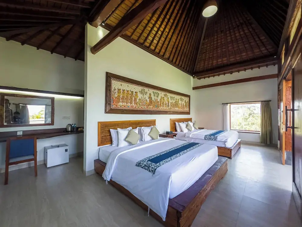 Giriya Amerta Hotel