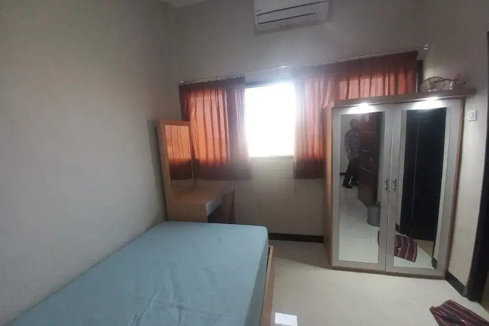 Capital O Guest House Kpri Sejahtera
