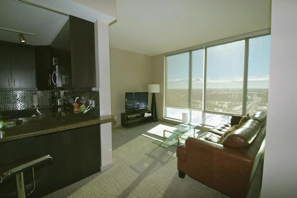 Suite Digs Vetro