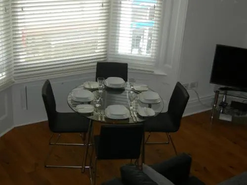 High Street Suites 3