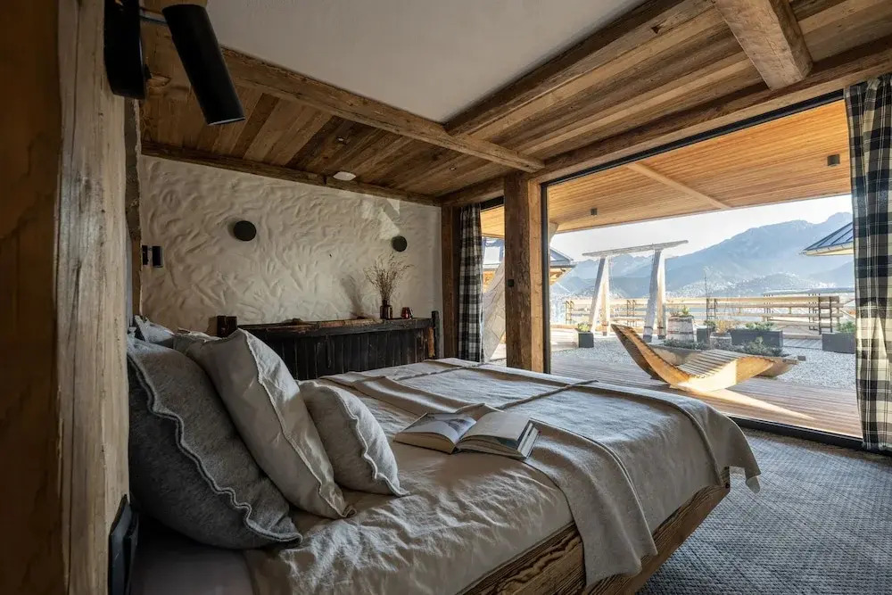 Mountain Shelter Salamandra