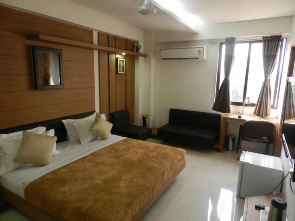 Hotel The Royal Plaza