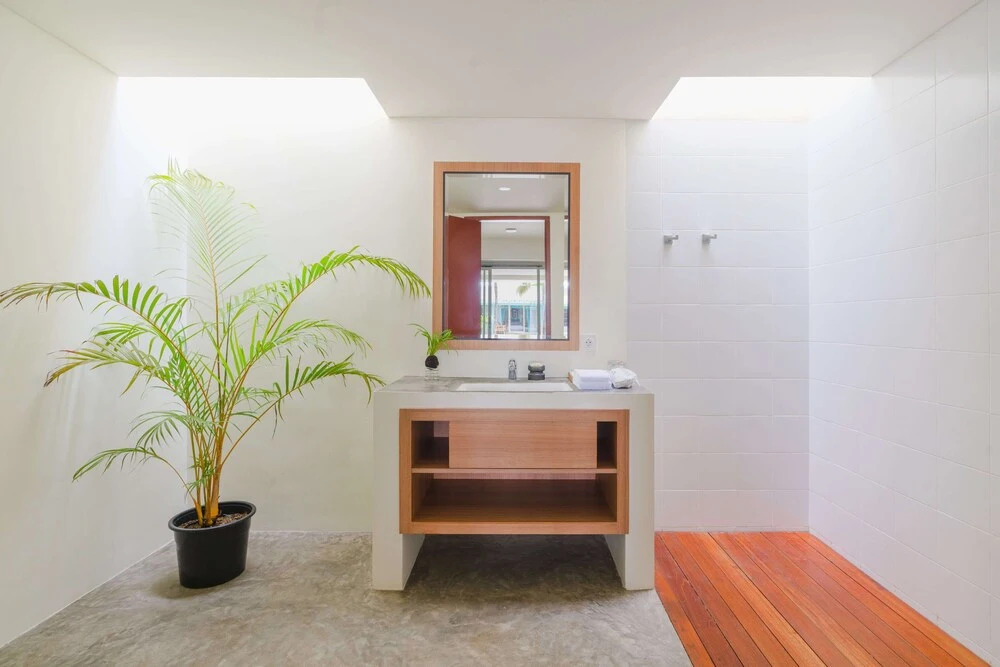Ayom Suite