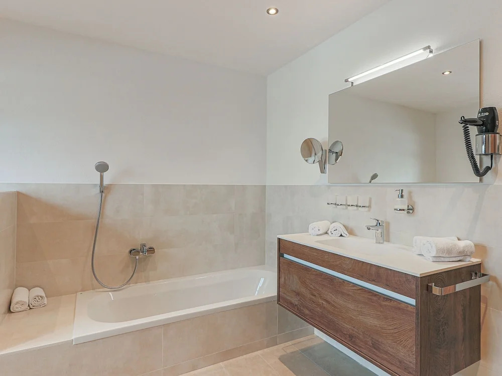 Luxury Villa in Ellmau with Hot Tub