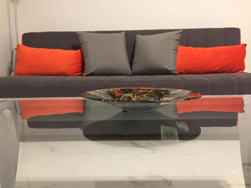 V17 Syntagma Studio