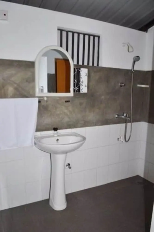 Goalma Tourist Rest