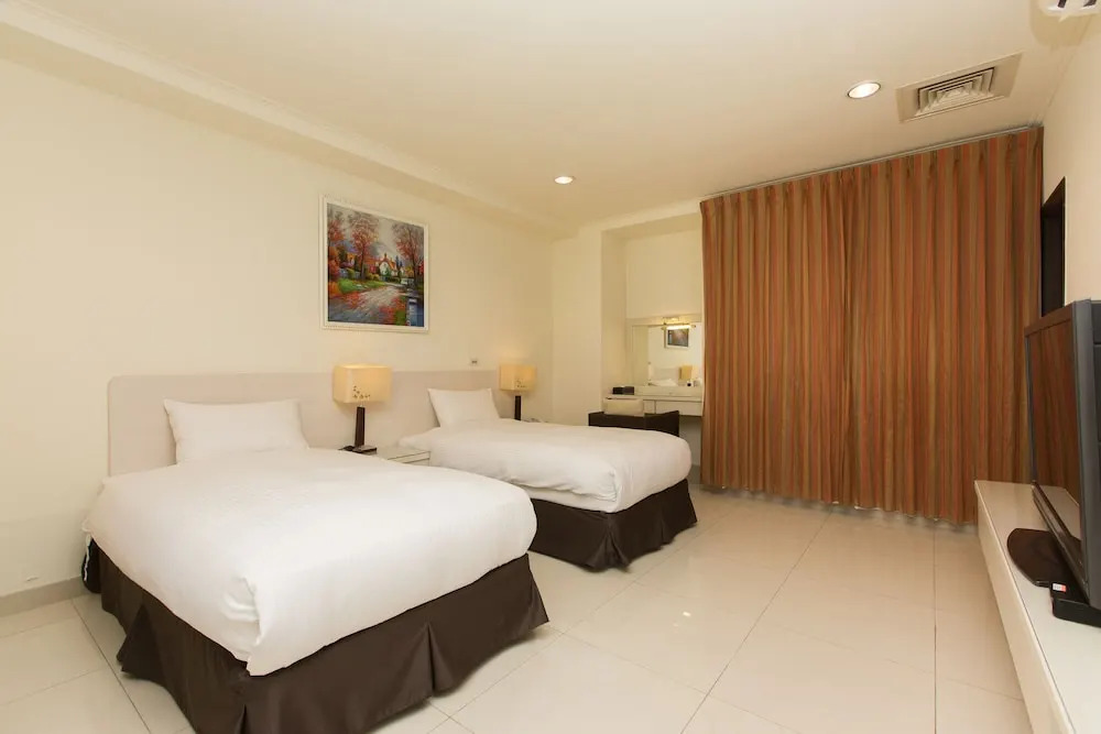 F Hotel - Sanyi - pet-friendly