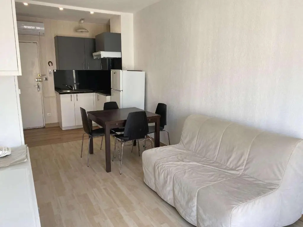 Appartement Balaruc-les-Bains, 2 pièces, 4 personnes - FR-1-553-44