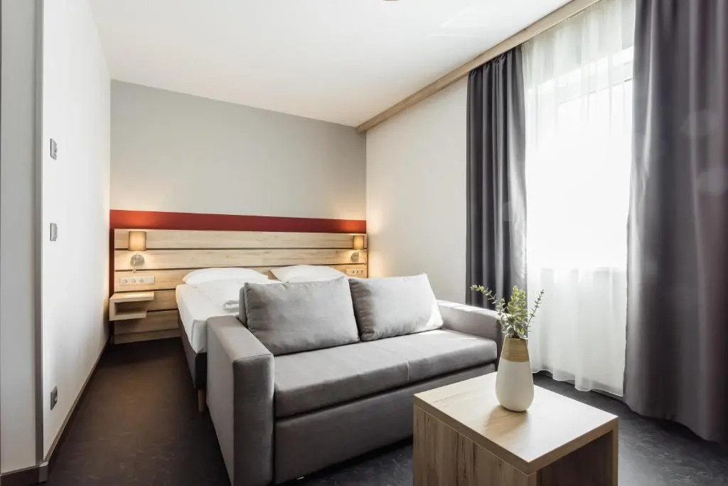 Hotel Smart Livin