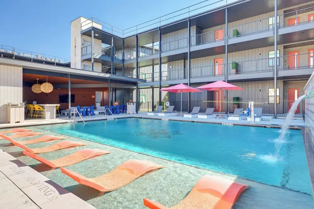 5 Mi to Dtwn: Modern Condo in New Braunfels!