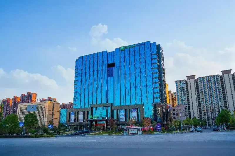Holiday Inn Express Yueyang Pingjiang, an IHG Htl